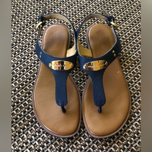 🔵MICHAEL Michael Kors Navy Blue Plate Flat Toe Thong Sandals - Picture 3 of 10